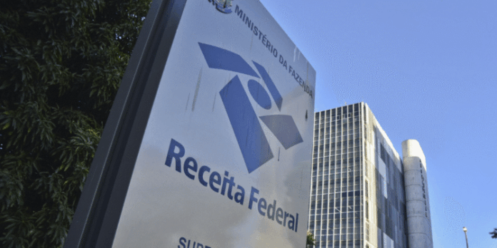 Receita-Federal-anuncia-nova-forma-de-cobranca-de-impostos-750x375