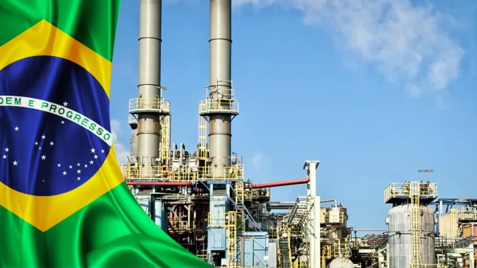 Brasil-estabelece-imposto-minimo-de-15-para-multinacionais