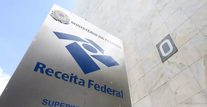 receita-federal-atualiza-legislacao-do-adicional-da-csll-e-incorpora-nova-regra-simplificadora--w870